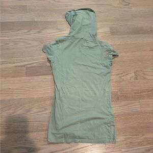 Theory Size P XS Women's Sage Green Loose Turtleneck Short Sleeve Top